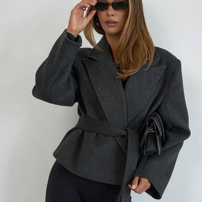 Blazer court AMBRE taille lacée à manches longues